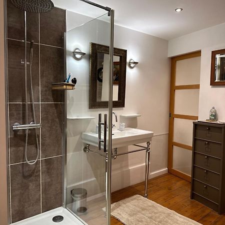 Chambre De Charme Au Coeur Du Vieux Valence - Confort & Calme Ngoại thất bức ảnh