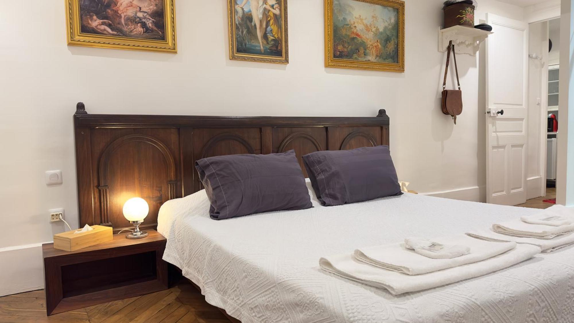 Chambre De Charme Au Coeur Du Vieux Valence - Confort & Calme Ngoại thất bức ảnh